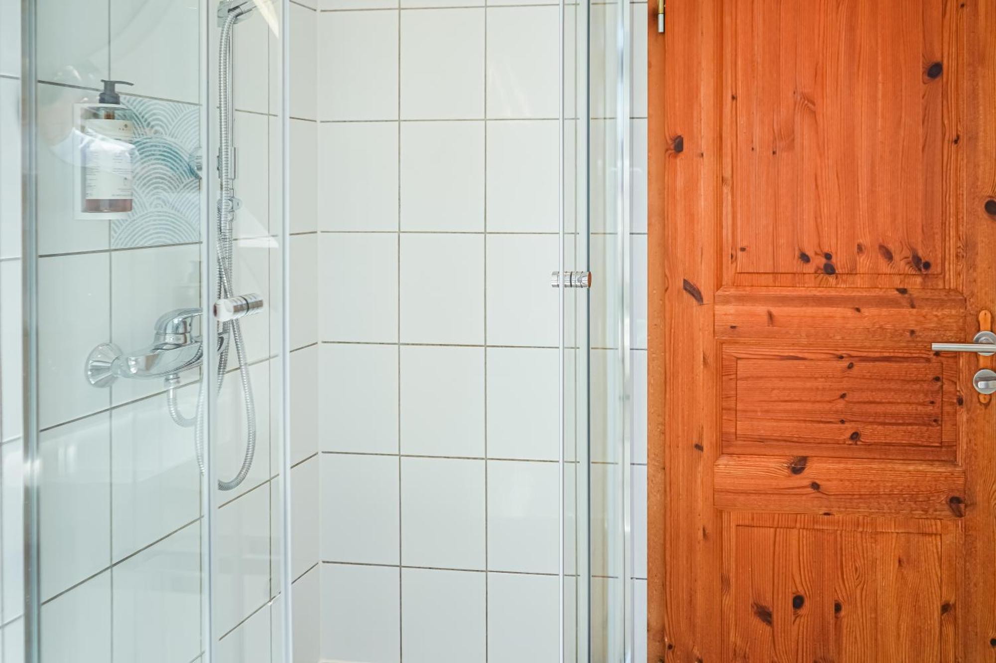 7Seas Boutique Ferienhaus Bostalsee - 2 Apartments Oder Ganzes Haus, Mit Sauna Нофельден Экстерьер фото